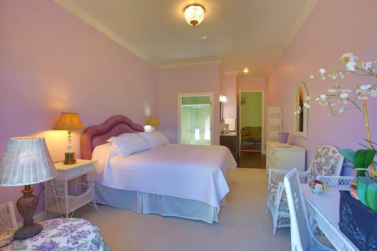 Inntiquity, A Country Inn Logansport ภายนอก รูปภาพ