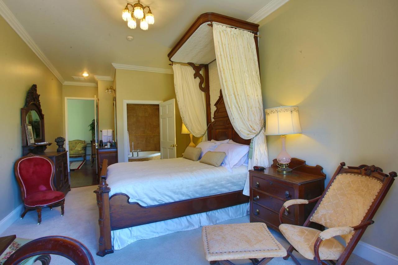 Inntiquity, A Country Inn Logansport ภายนอก รูปภาพ