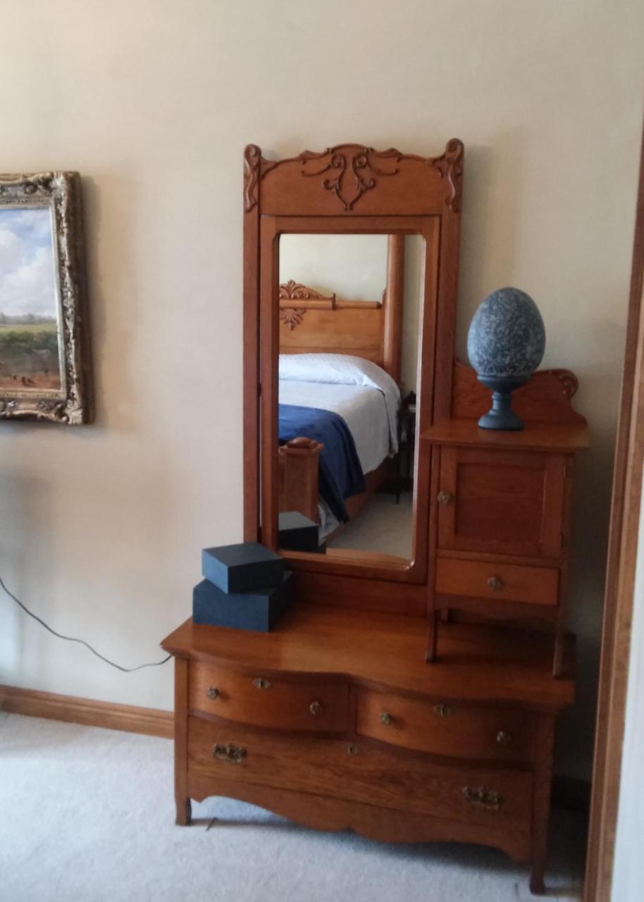 Inntiquity, A Country Inn Logansport ภายนอก รูปภาพ